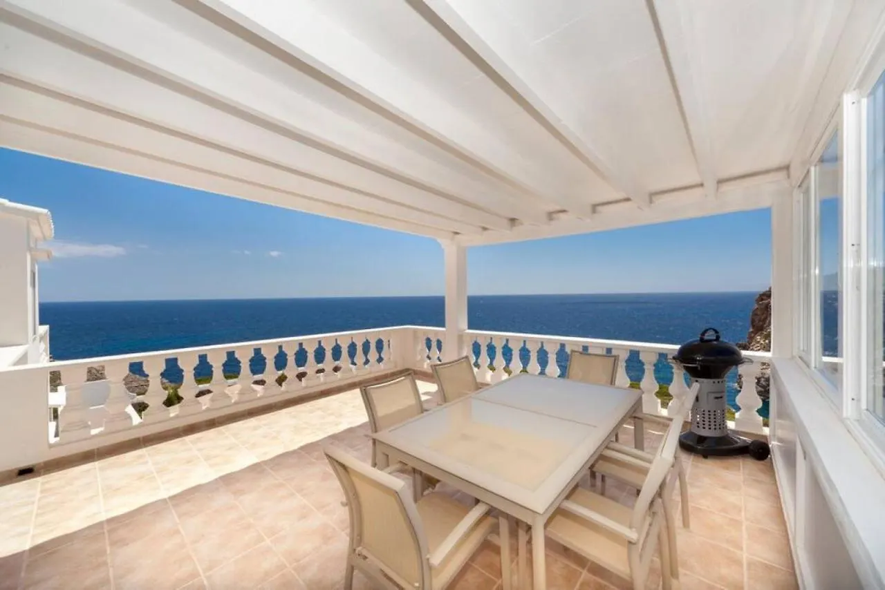 Vakantiehuis Es Macar, Warm Pool Villa Es Canutells